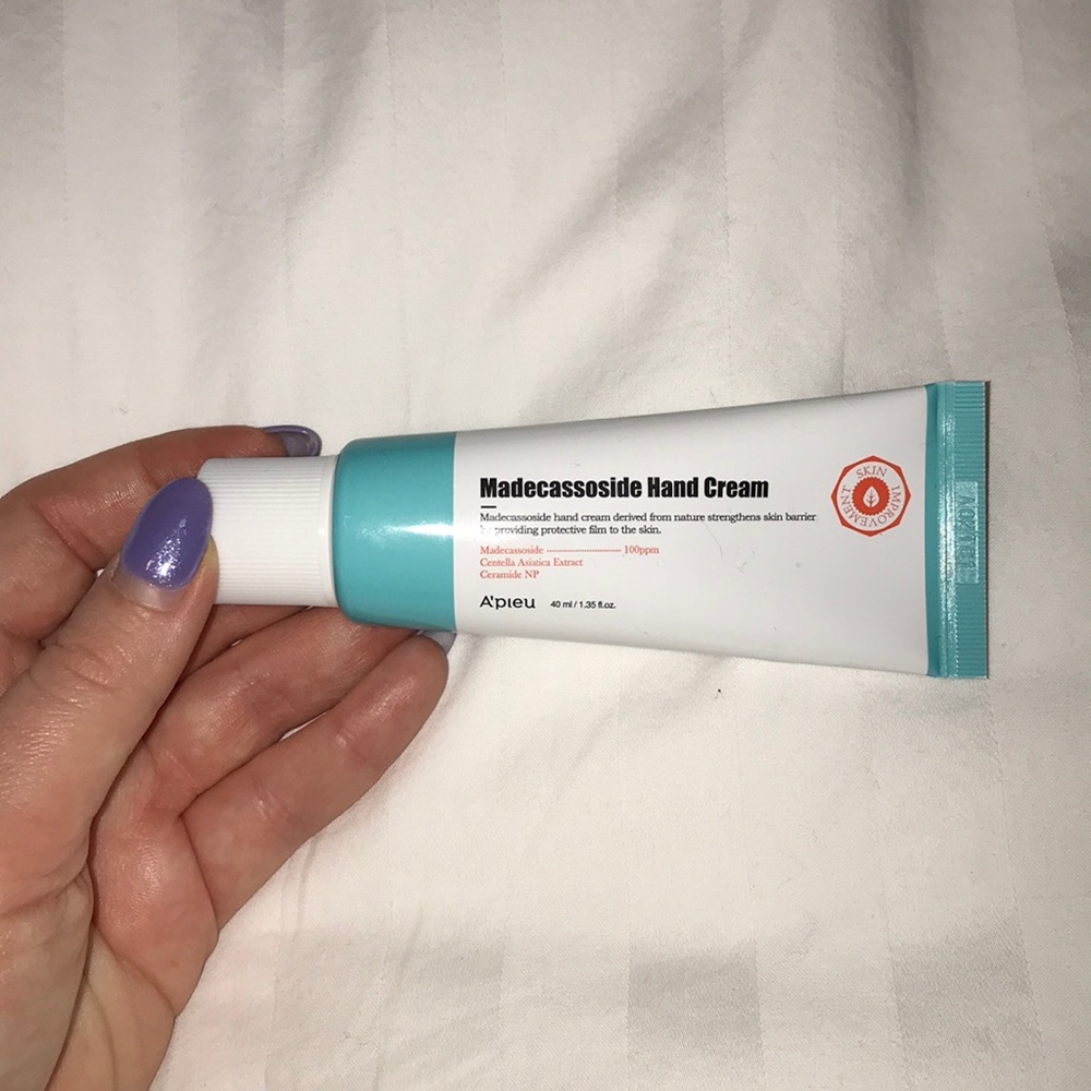 Korean beauty ultra hydrating hand cream